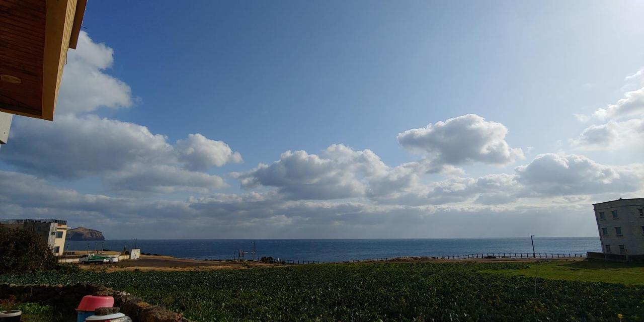 הוילה סאוגוויפו Seongsan Morning Sunset מראה חיצוני תמונה